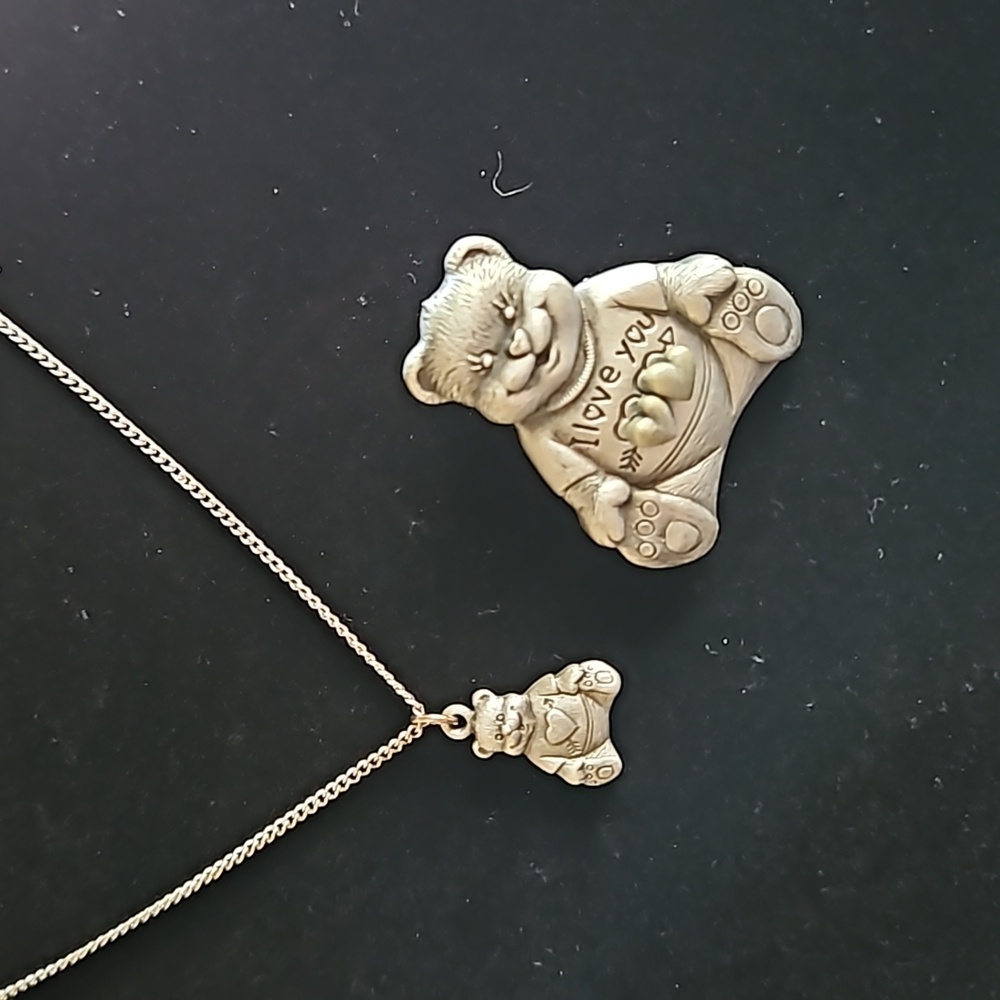 Vintage Ms Dee silver teddy bear necklace earrings and pin
